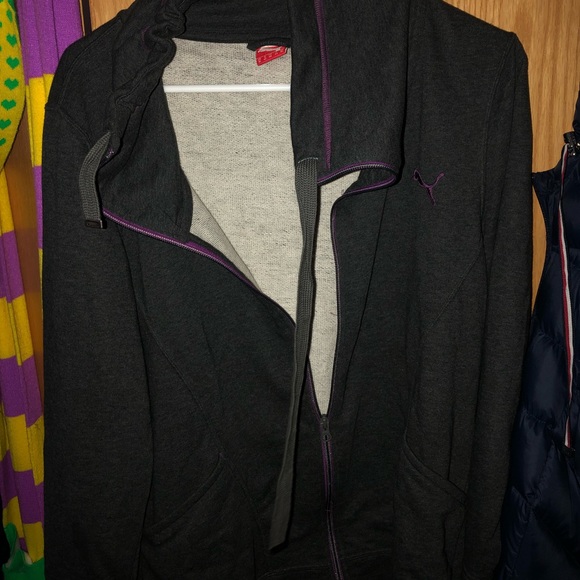 DARK GREY PUMA SWEATSHIRT - Picture 1 of 3